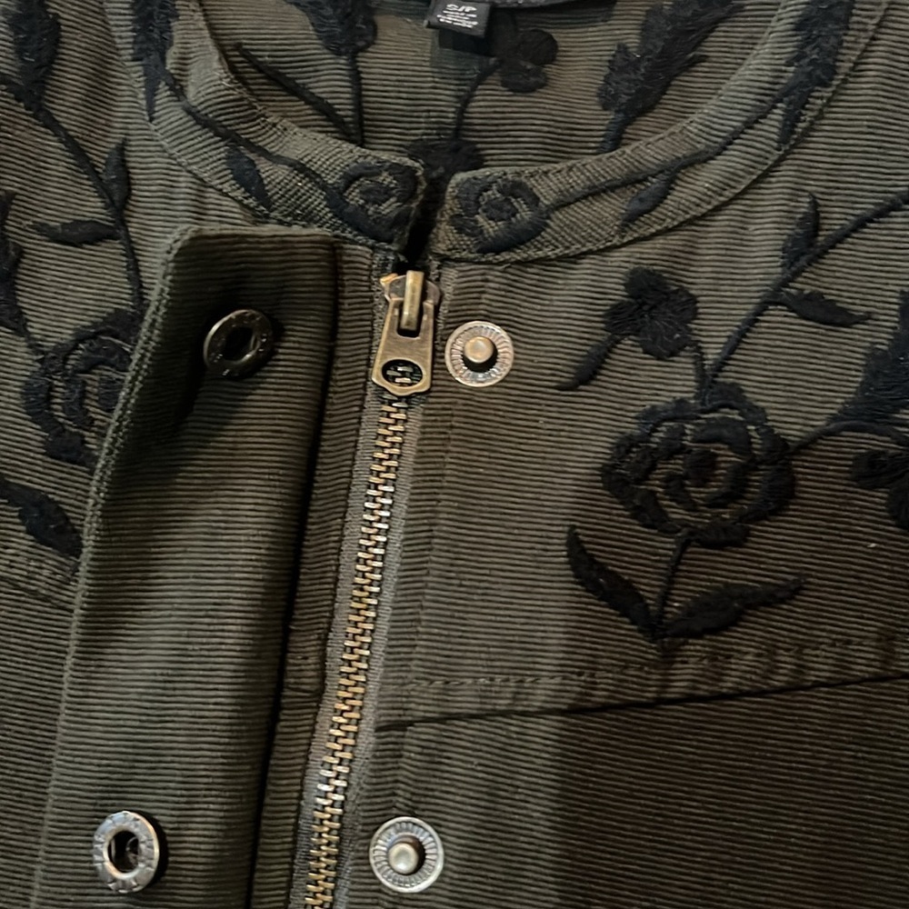 Lucky Brand Embroidered Utility Jacket Size Small - Picture 8 of 11